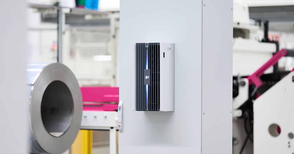 Blue e+ S Smart Cooling Units for Enclosures